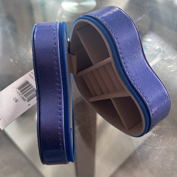 Stella & Max Heart Shaped Compact Jewelry Travel Box in Blue, New w/Tag - Picture 7 of 9